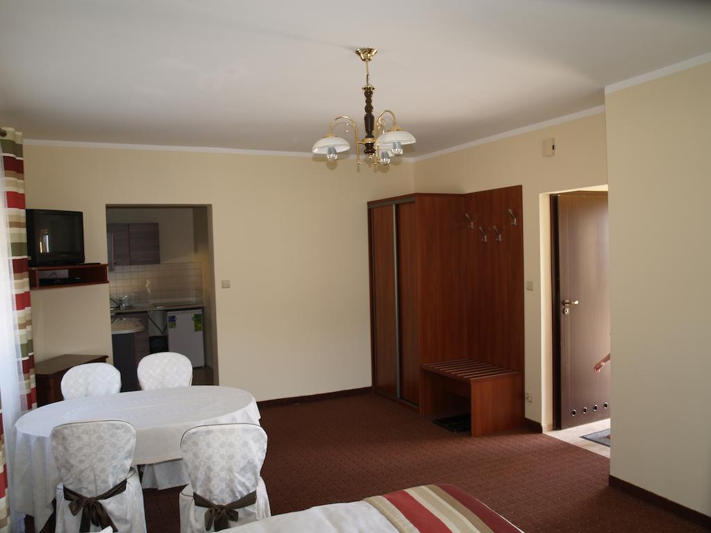 Apartamenty Ostrawa Zarzecze  Værelse billede