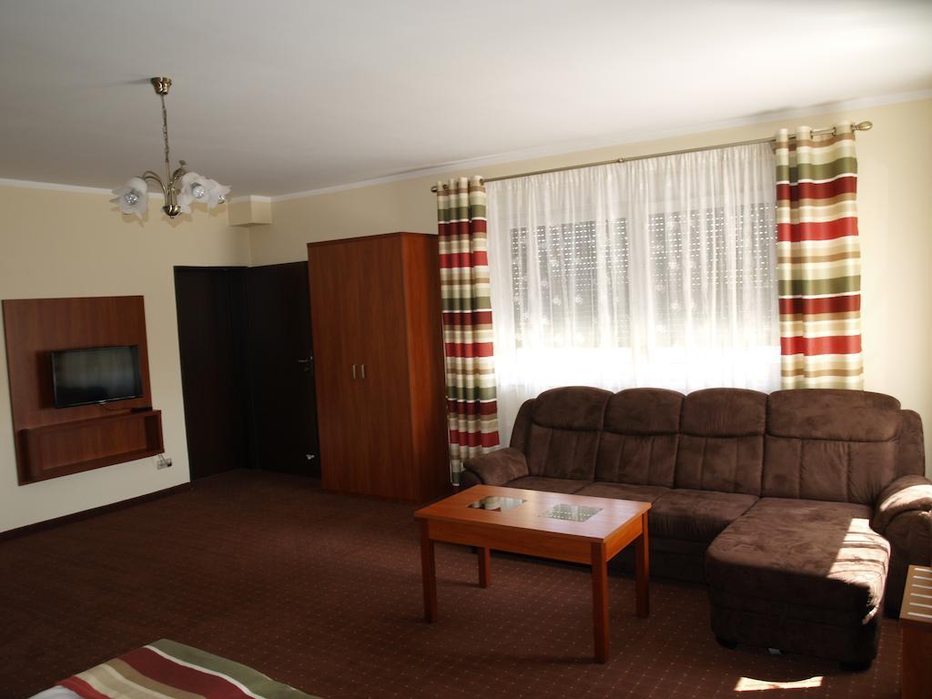 Apartamenty Ostrawa Zarzecze  Værelse billede